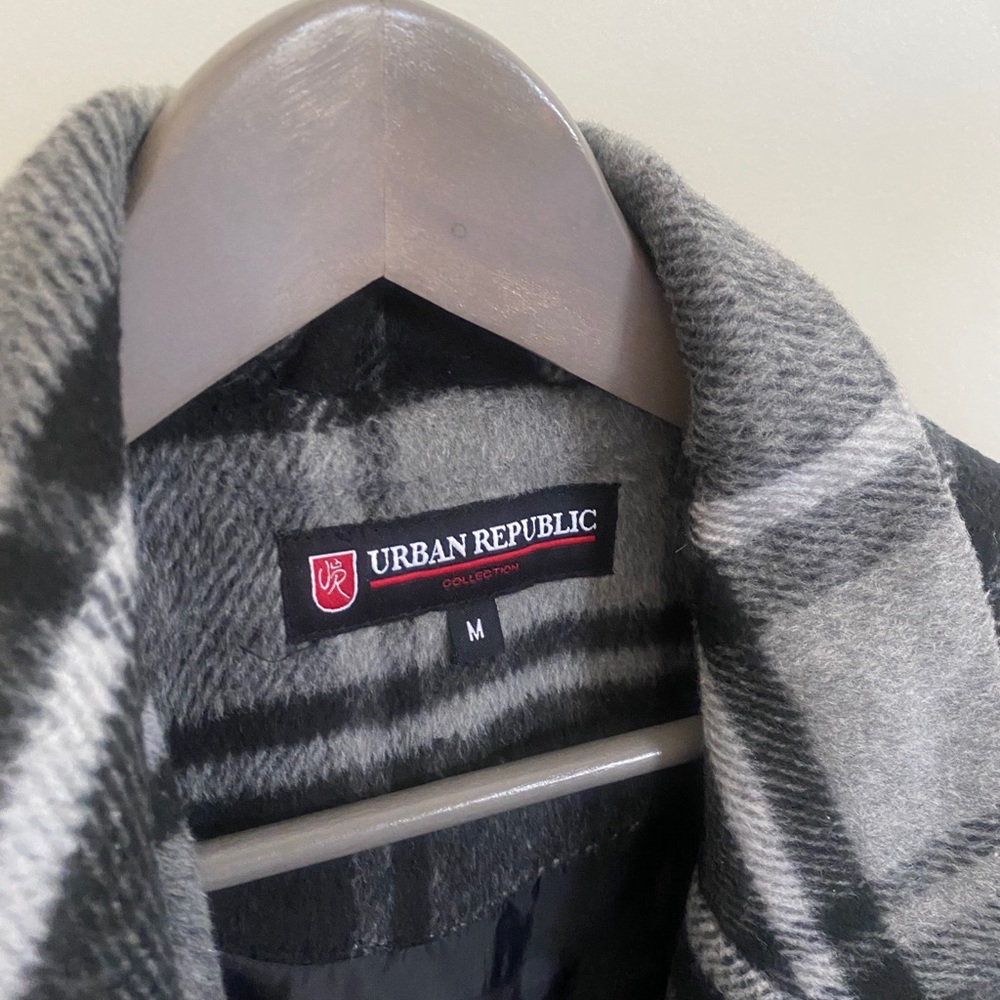 Urban Republic coat - Picture 4 of 4